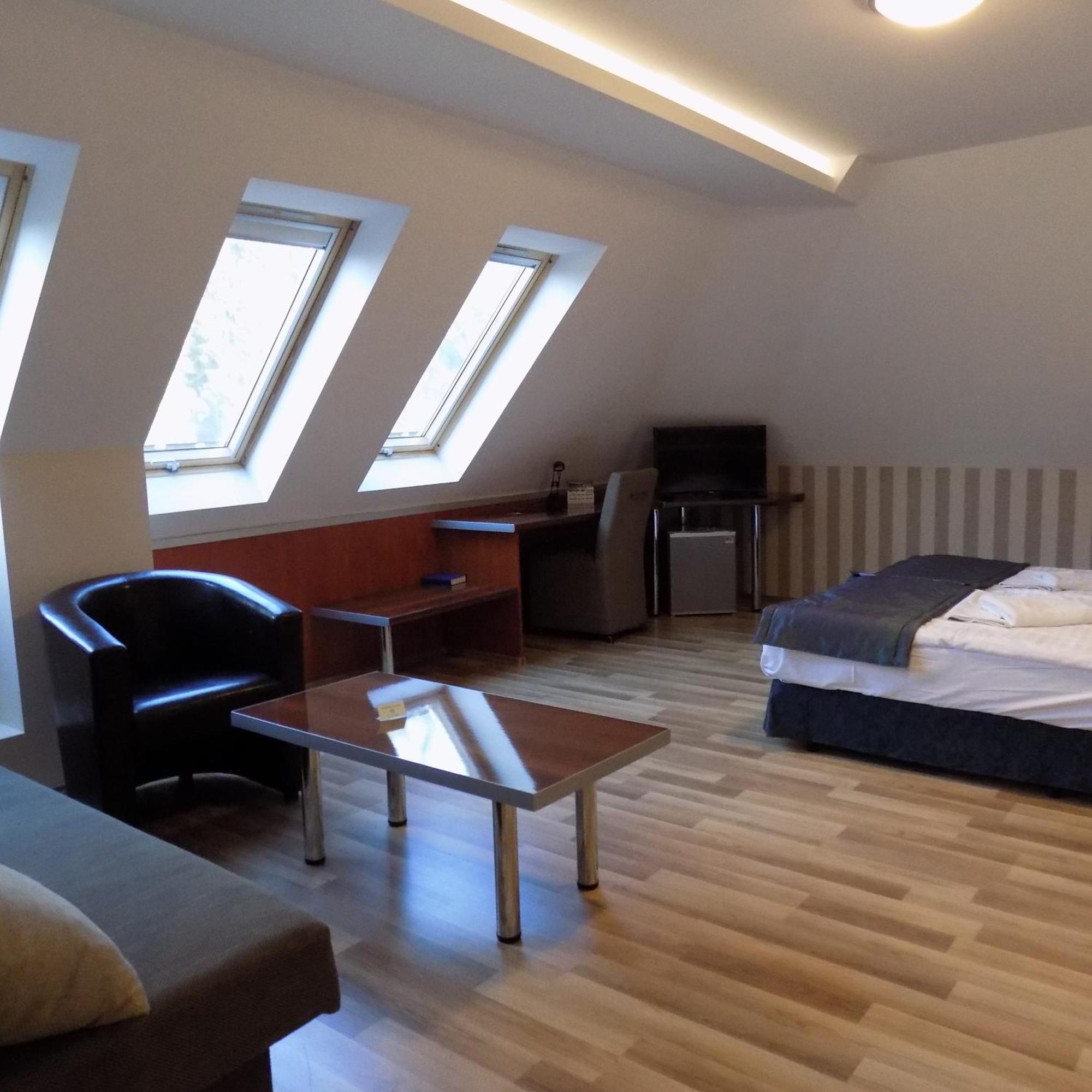 Fortuna Hotel Miskolc Zimmer foto